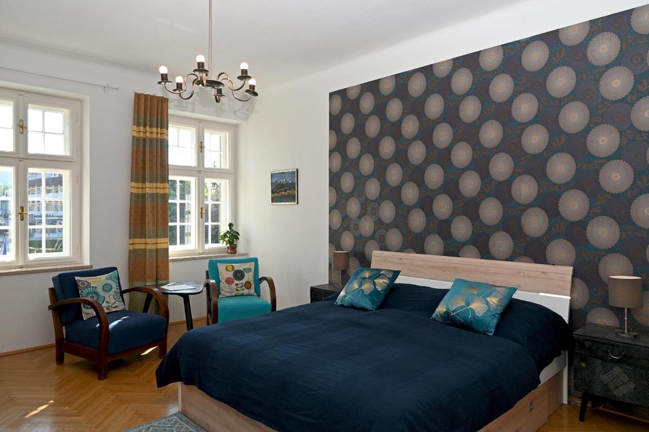 Appartement Das Karawankenplatz! Haus Der Geschenke-Carinthia à Velden am Wörther See Extérieur photo