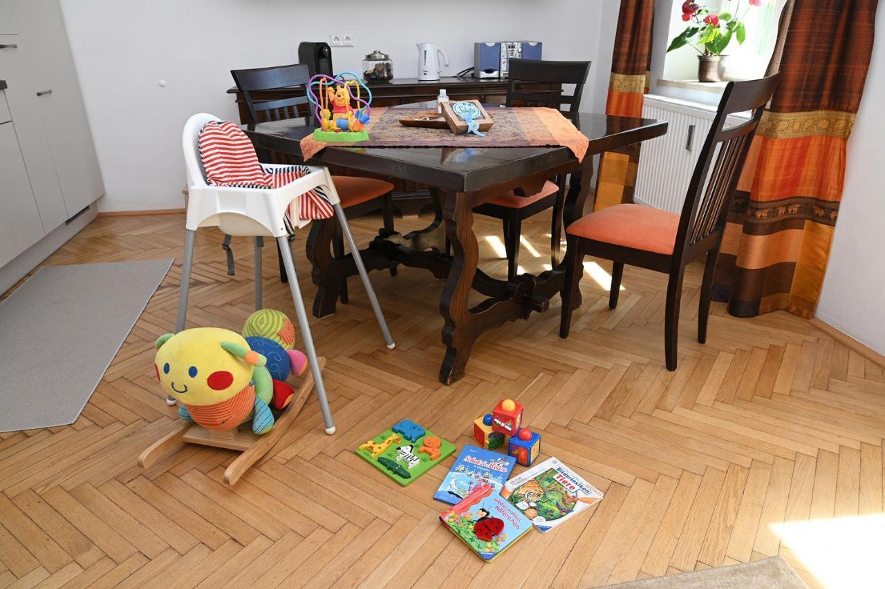 Appartement Das Karawankenplatz! Haus Der Geschenke-Carinthia à Velden am Wörther See Extérieur photo
